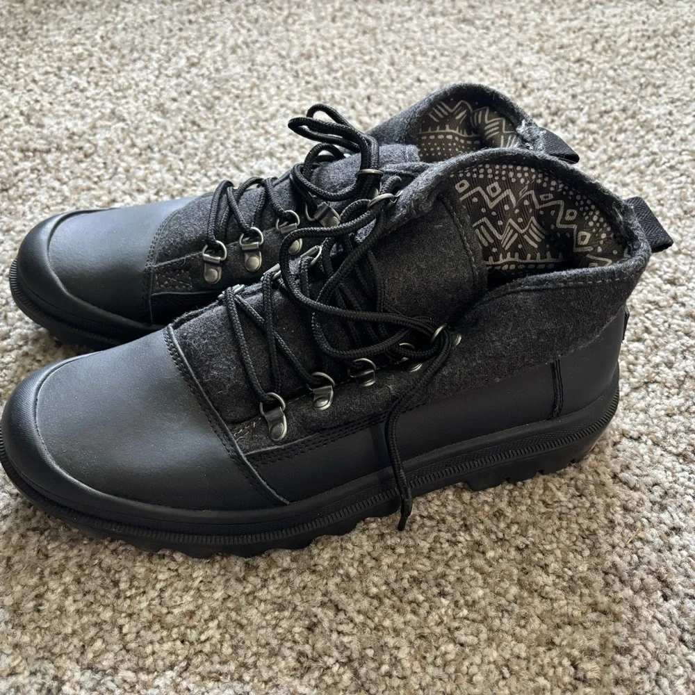 Men's Black and Gray Lace-Up Tom boots - Picture 2 of 6